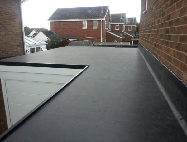 Reliable Flat Rubber Roofing Experts in Dunstable MA