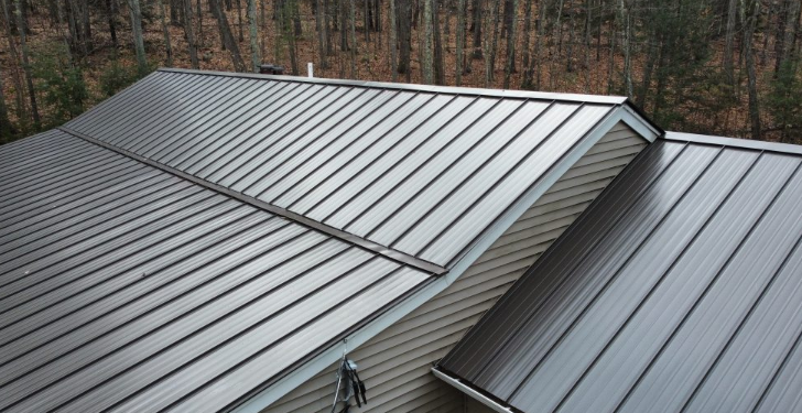 Roof Repair and Replacement in Pelham, NH: What Homeowners Need to Know